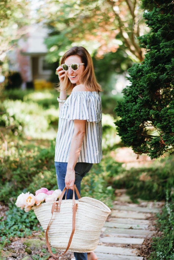 Blue & White Summer Favorites From Banana Republic - The Mama Notes