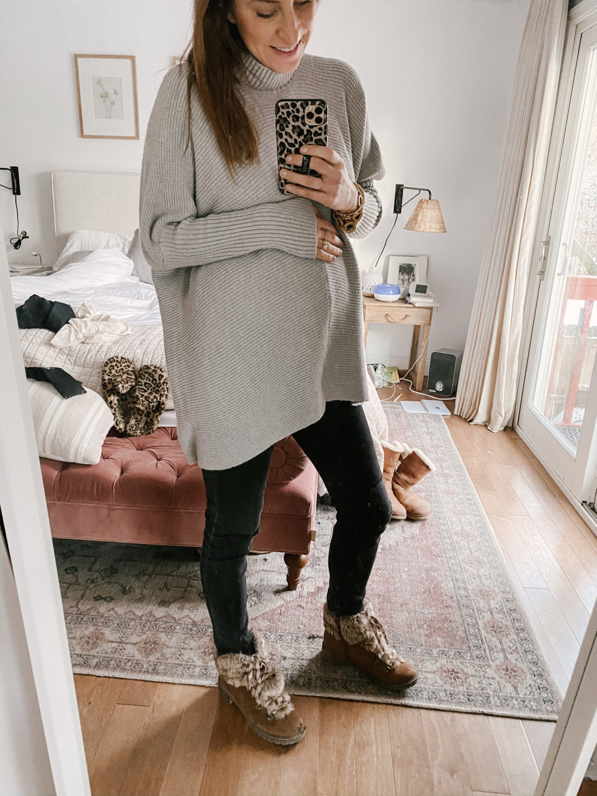 20 Maternity Outfit Ideas For Winter The Mama Notes